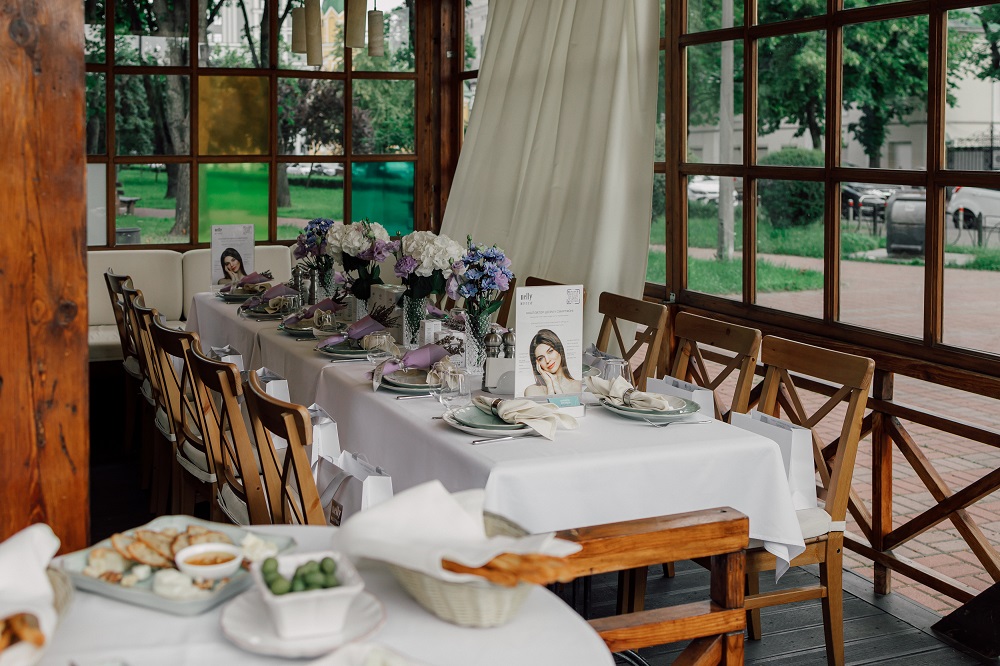 beauty-бранч бренду Nelly De Vuyst